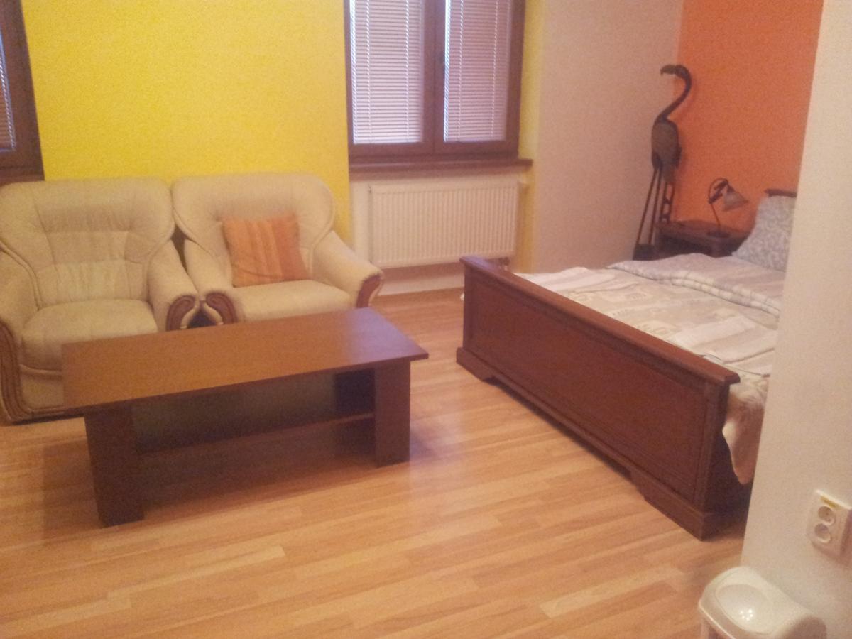 Hotel Central Sala Bagian luar foto