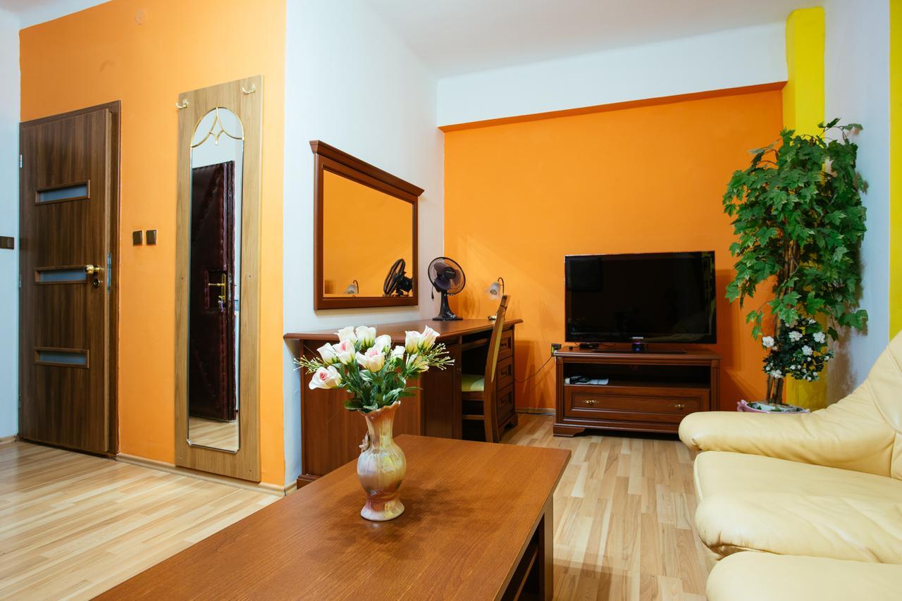 Hotel Central Sala Bagian luar foto