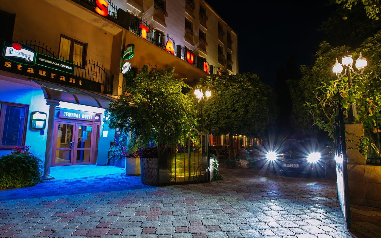 Hotel Central Sala Bagian luar foto